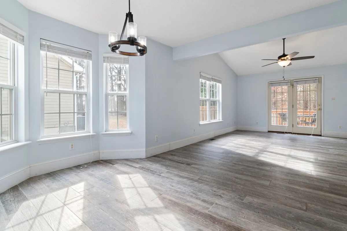 Clean, safe room after biohazard cleanup in Pine Hills, Atlanta, GA